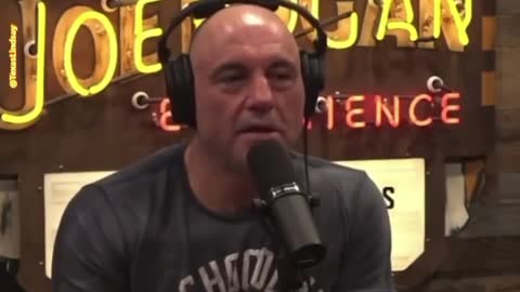 JOE ROGAN HAS ONE PIECE OF ADVICE: -VOTE REPUBLICAN!