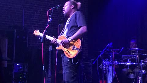 Eric Gales 13