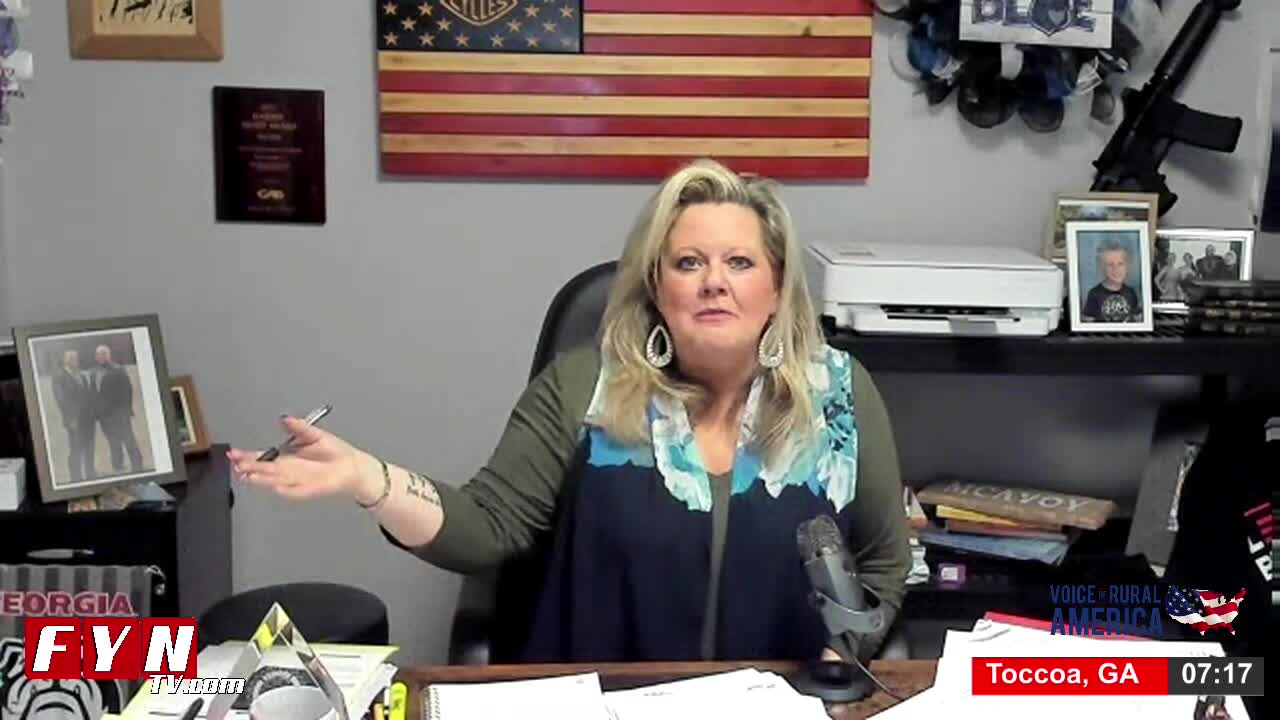 Lori discusses New Vaccine Mandates, Truckers blamed for supply shortage, DeSantis and more!