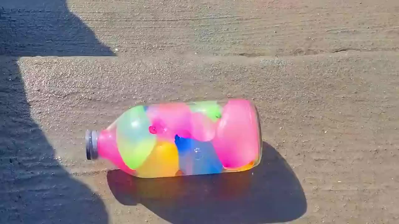 Balloons glass bottle crushing #short#experment