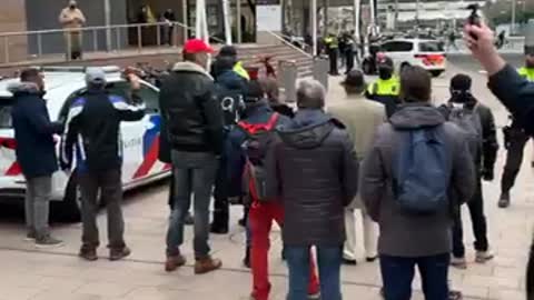 VERSLAG VAN GEWELD DOOR POLITIE RECHTBANK DENHAAG