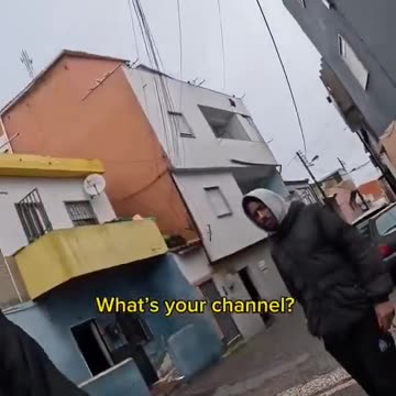 YouTuber received a dose of cultural enrichment in Portugal and was advised against