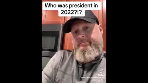 Echo： ＂Who was the President of the US in 2022？＂ & ＂Was Biden ever the President of the US？＂