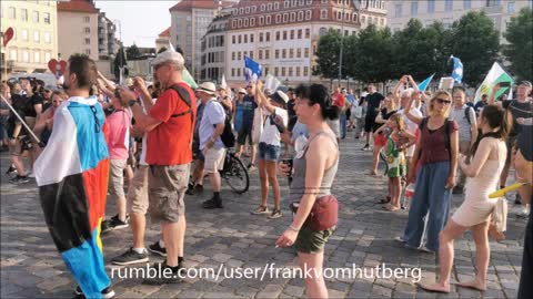 TAG DER FREIHEIT - DRESDEN, Neumarkt, 18 06 2022 - Kundgebung Teil II, Ende der Versammlung