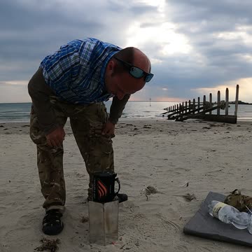 Cooking a meal in the JETBOIL. At a beach. 3rd Oct 2022