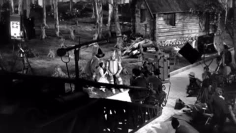 DID YOU KNOW THIS HAPPENED ON THE SET OF THE WIZARD OF OZ?