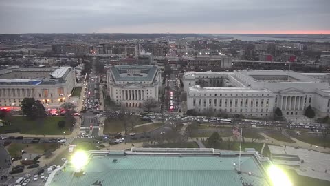 Camera0901USCDLADomeSouth_2021-01-06_Starting_at_17h00min02s397ms.mp4