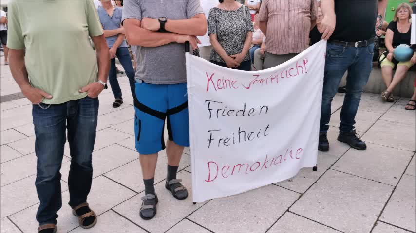 77. MAHNWACHE - BAUTZEN, Kornmarkt, 25 07 2022 - Veranstalter VEIT, Versammlungsende