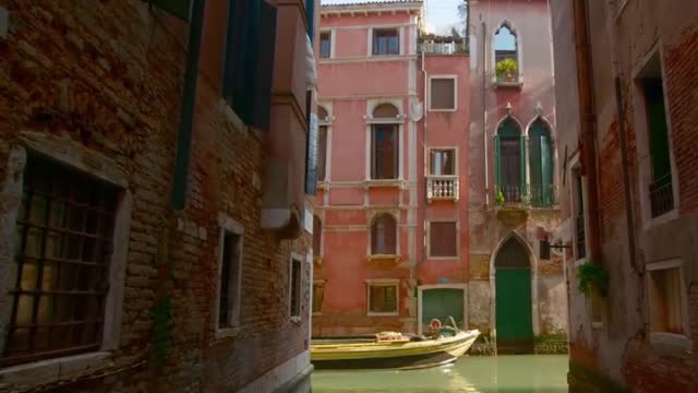 A wonderful tour of the romantic Venice!
