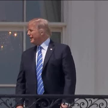 big jump in water trump see