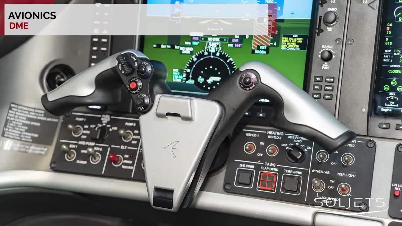 Embraer Phenom 300