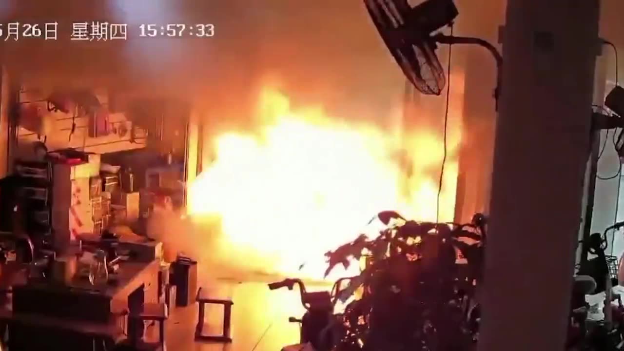 Battery explosion compilation electric car lithium battery lifepo bike caught fire tesla