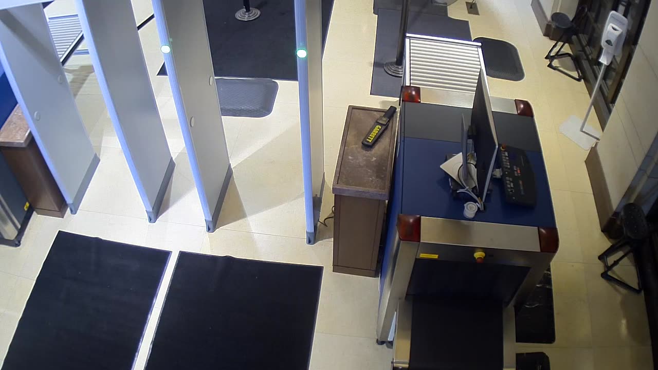 7153CVCULSScreeningLane4_2021-01-06_13h00min01s350ms.mp4