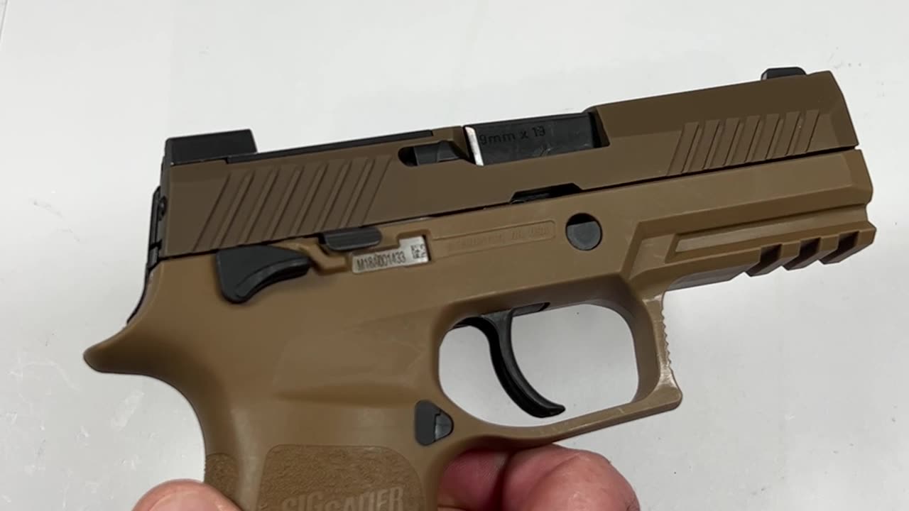 Sig Sauer P320 M18 Coyote Tan 3.9"