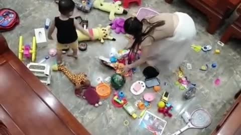 Unlimited collection of toys!! Mother's daily life