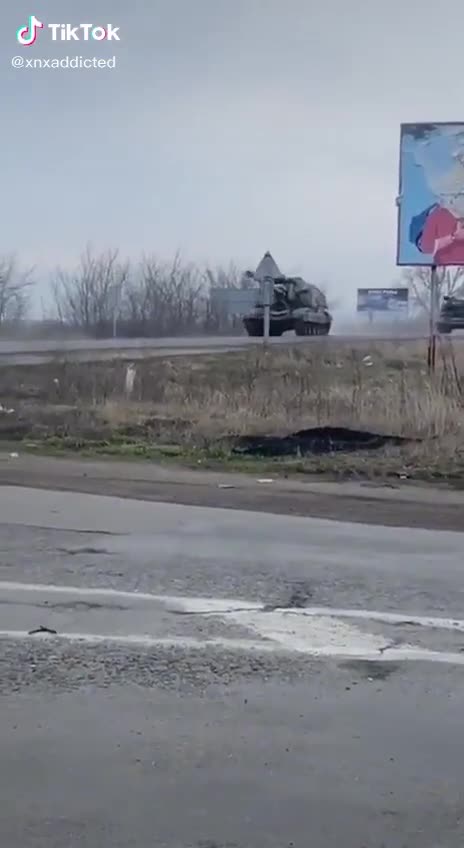 Ukraine War - Genichesk, artillery piece