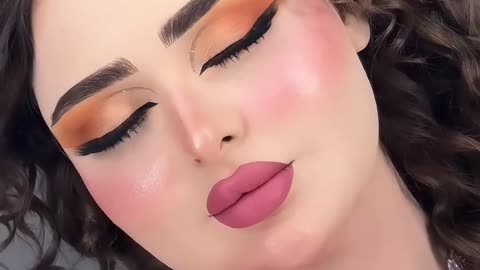 Arabic girl in makeup look