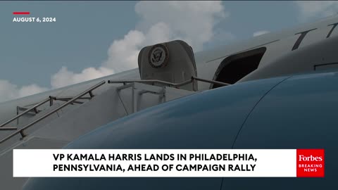 *BREAKING NEWS*: First Rally With Tim Walz - Kamala Harris Arrives In Philadelphia