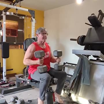 65 yr old SEATED DB PRESS set 4- 65lbx7r 🎥 MONDAY NOV 13th PRESSES / PULL-UPS