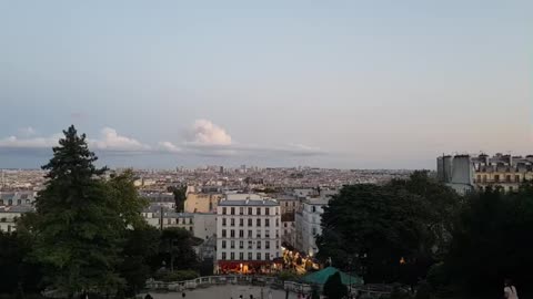 The time-lapse view from the top of mount montrmartre