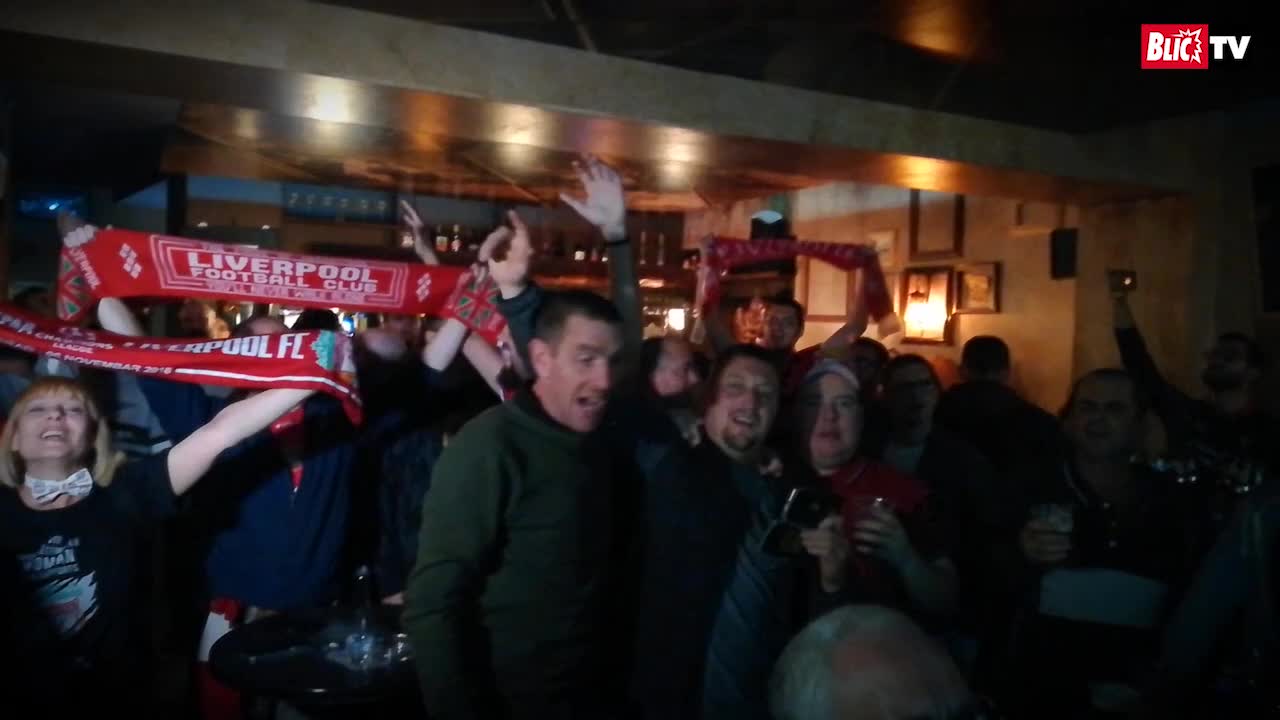 Pijani navijači Liverpoola uživaju pred okršaj sa Zvezdom