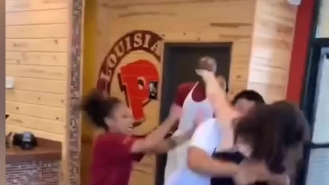 Popeye's Chicken Sh*t Fight