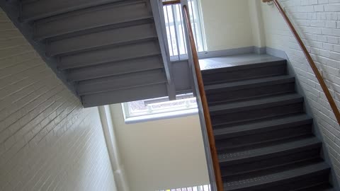 3884FHOB03Stair8_2021-01-06_11h17min27s260ms.mp4