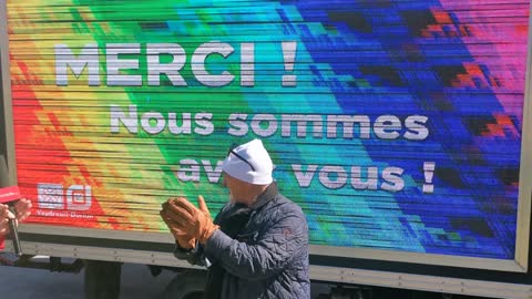 "La population à 120% est derrière vous...Lâchez-pas!" - Guy Pilon