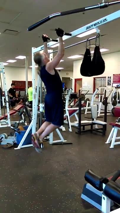 Pull up demonstration