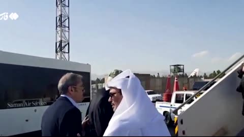 Released US detainees board plane in Tehran