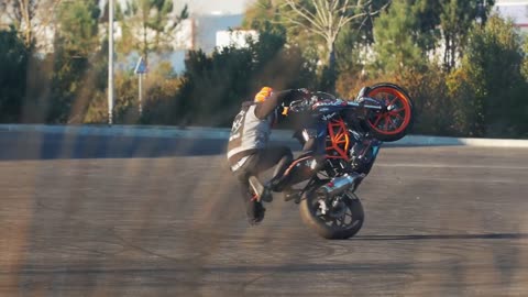 KTM BIKE STUNTS.🤟