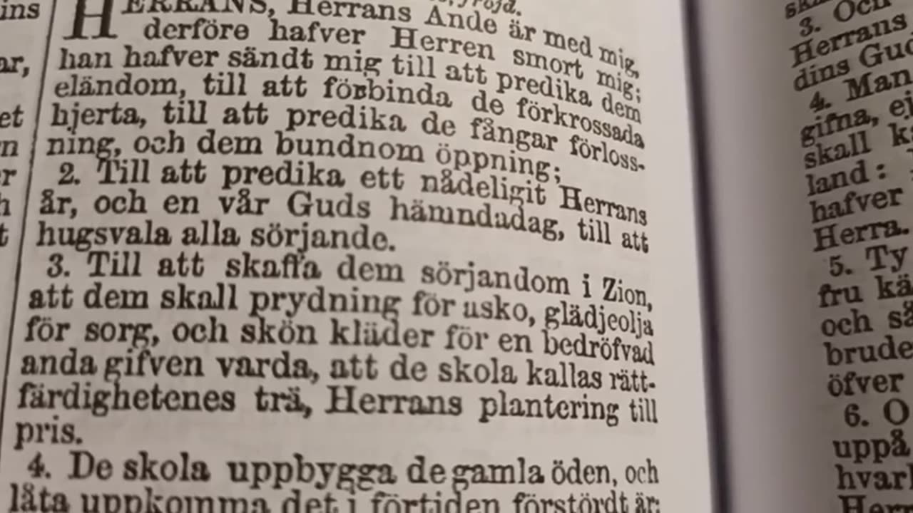 Läser Profeten Esaia 61. Capitlet. Christi läroämbete, fröjd. Karl Xlls Bibel 1703.