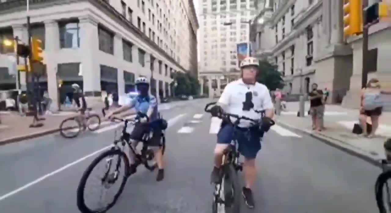 BLM & Antifa Riots 2020 - 2020-09-04-23-21-16-Philly.mp4