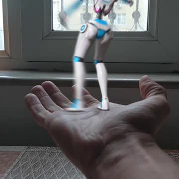 Robot dance in hand 2022