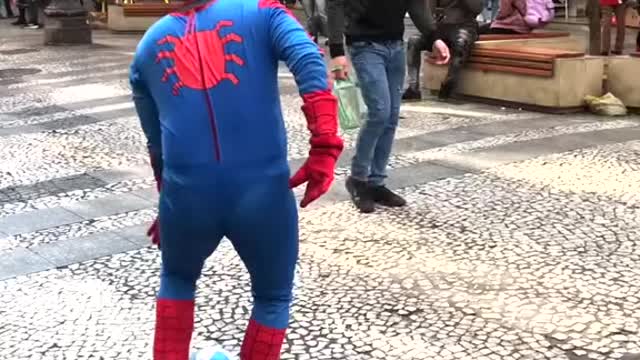 spider man trolling