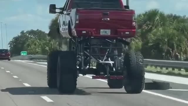 What's wrong with this pickup truck