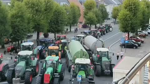 Belgian farmers also rise up and block Hoogstraten