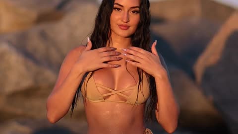 Melanie Cruz Swimwear Photoshoot x Canon 85mm f1.2L II USM _ Shot on Canon R5 #shorts
