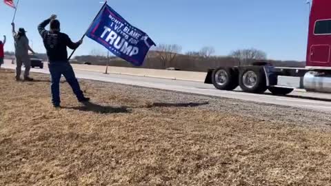 The People's Convoy Passes Through Sapulpa, OK