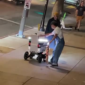 Why food delivery robots don’t work