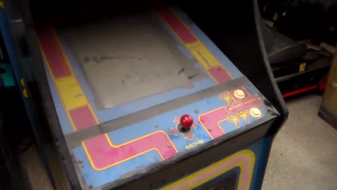 Playing The Classic 1981 Ms. Pac-Man Midway Arcade Game!