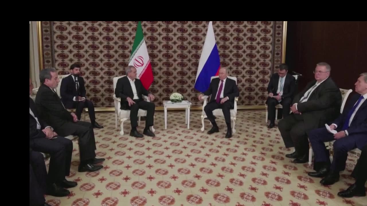 Putin hails "new global order" with Iranian president