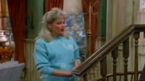 Newhart - S7E8 - Home For The Holidays