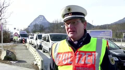 Long lines of trucks on German-Czech border