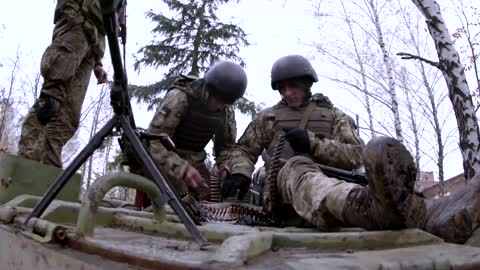 Russia army reloading Vepen #Russiaarmy #Ukraine