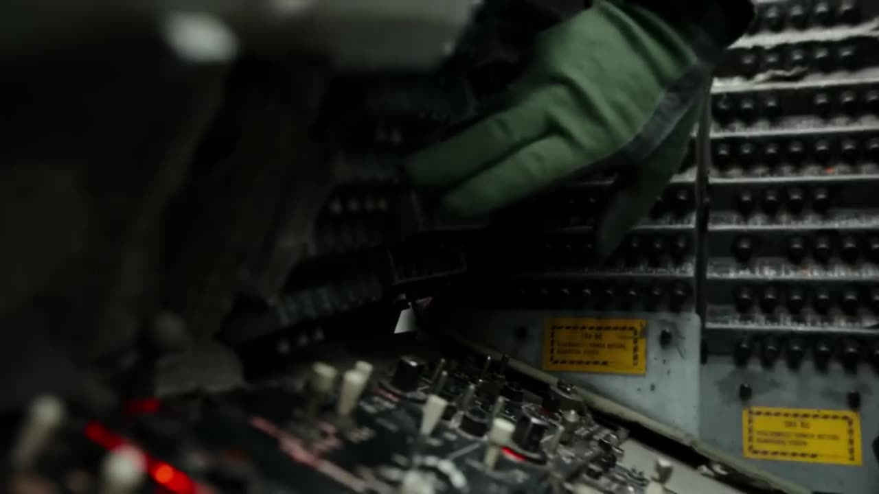 F14 vs 2 SU 57 (Top Gun Maverick) DOGFIGHT I 4K60FPS