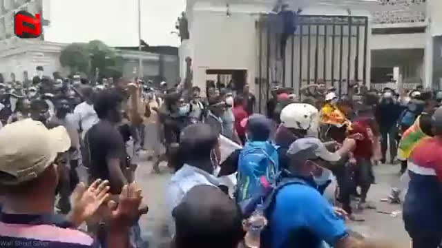Sri Lankans broke into the gates of their Central Bank.