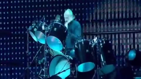 Phil Collins - In The Air Tonight LIVE Farewell tour