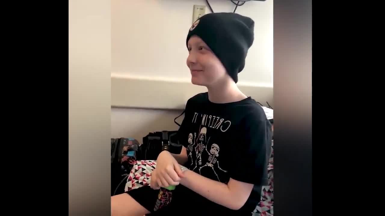 🤩😮 Kid With Cancer Gets Great News From Nurses 🤩😊