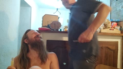 2022-07-28 (4) - Un mec d'internet me livre des pizzas - Twitch Decheterie